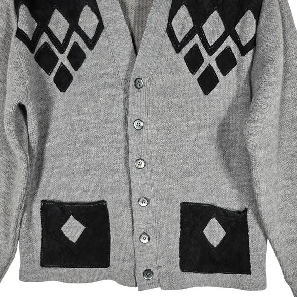 Vintage 60s Mens Medium Leather Diamond Applique Cardigan Sweater Gray Mod - Picture 4 of 9